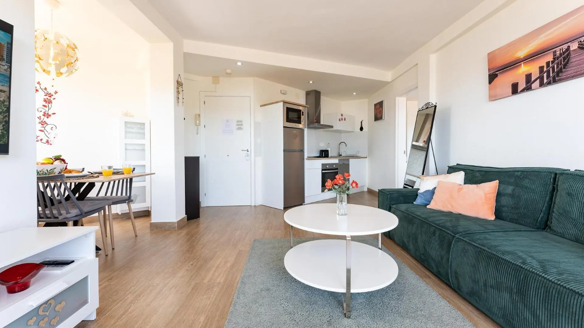 Sunrise Haven, Spacious, Bright, Pool, Terraces Torremolinos